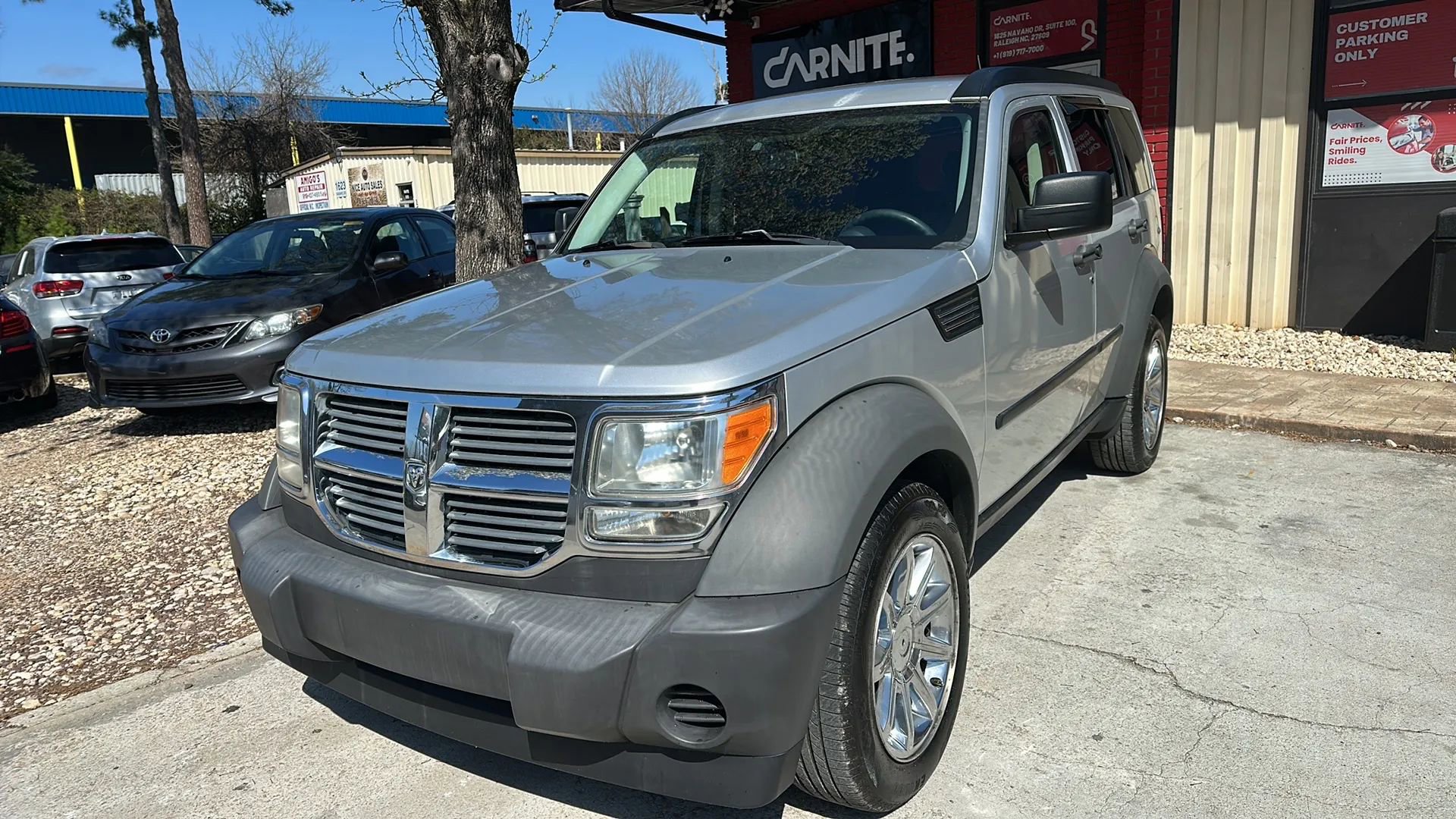 Used 2008 Dodge Nitro SXT image 1