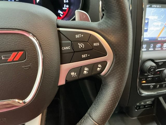 Used 2017 Dodge Durango R/T w/ Technology Group AWD/4WD image 29