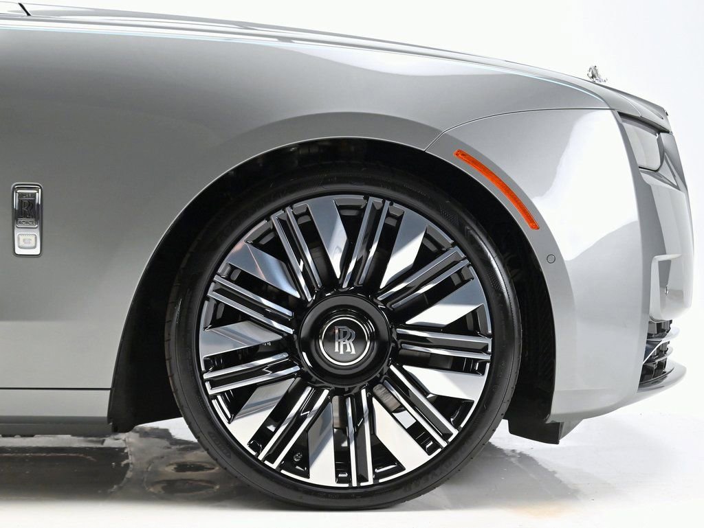 New 2026 Rolls-Royce Ghost Extended Wheelbase image 5