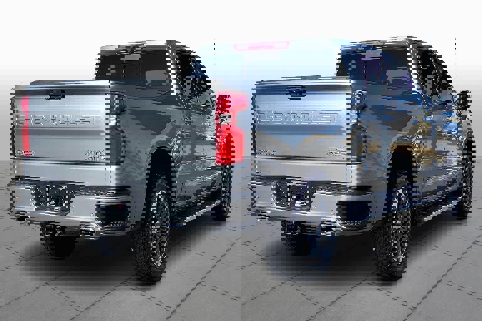 Certified 2024 Chevrolet Silverado 1500 High Country w/ Z71 Off-Road Package image 12