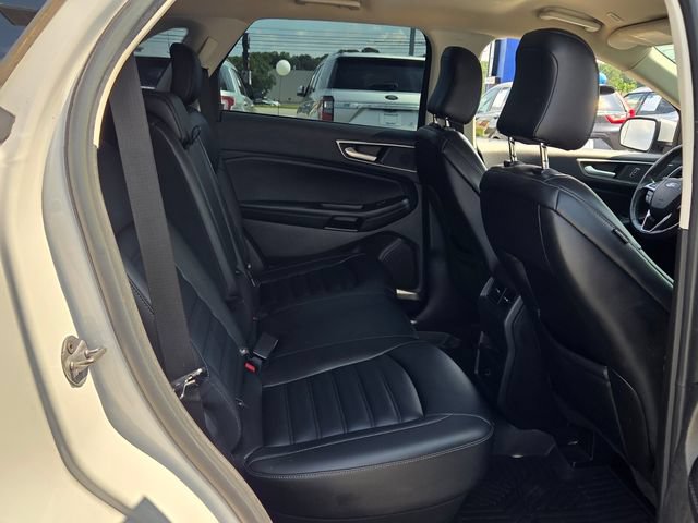 Used 2022 Ford Edge SEL AWD/4WD image 15