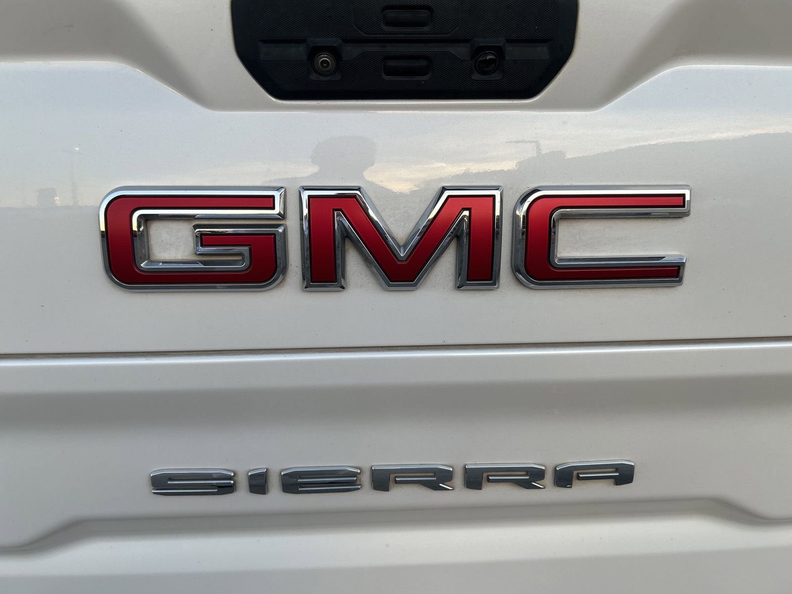 Used 2019 GMC Sierra 1500 SLT w/ SLT Premium Plus Package image 10