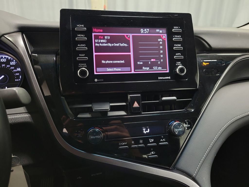Used 2024 Toyota Camry SE FWD image 14