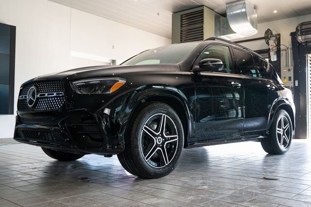 New 2026 Mercedes-Benz GLE 450e 4MATIC image 3