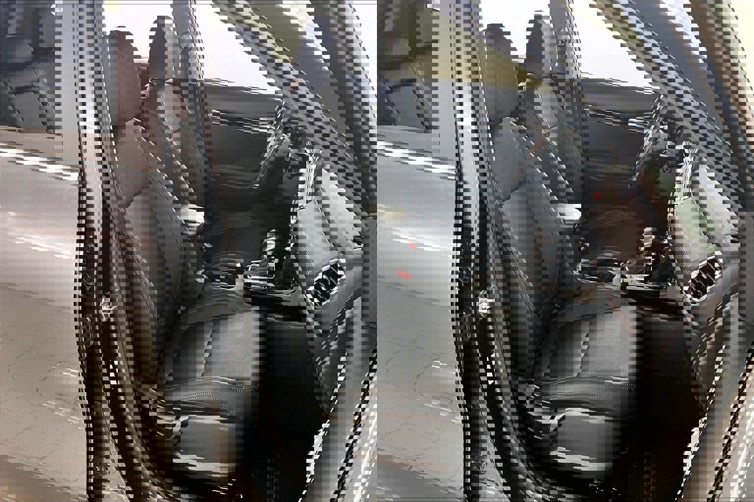 Used 2024 Kia Seltos EX image 29