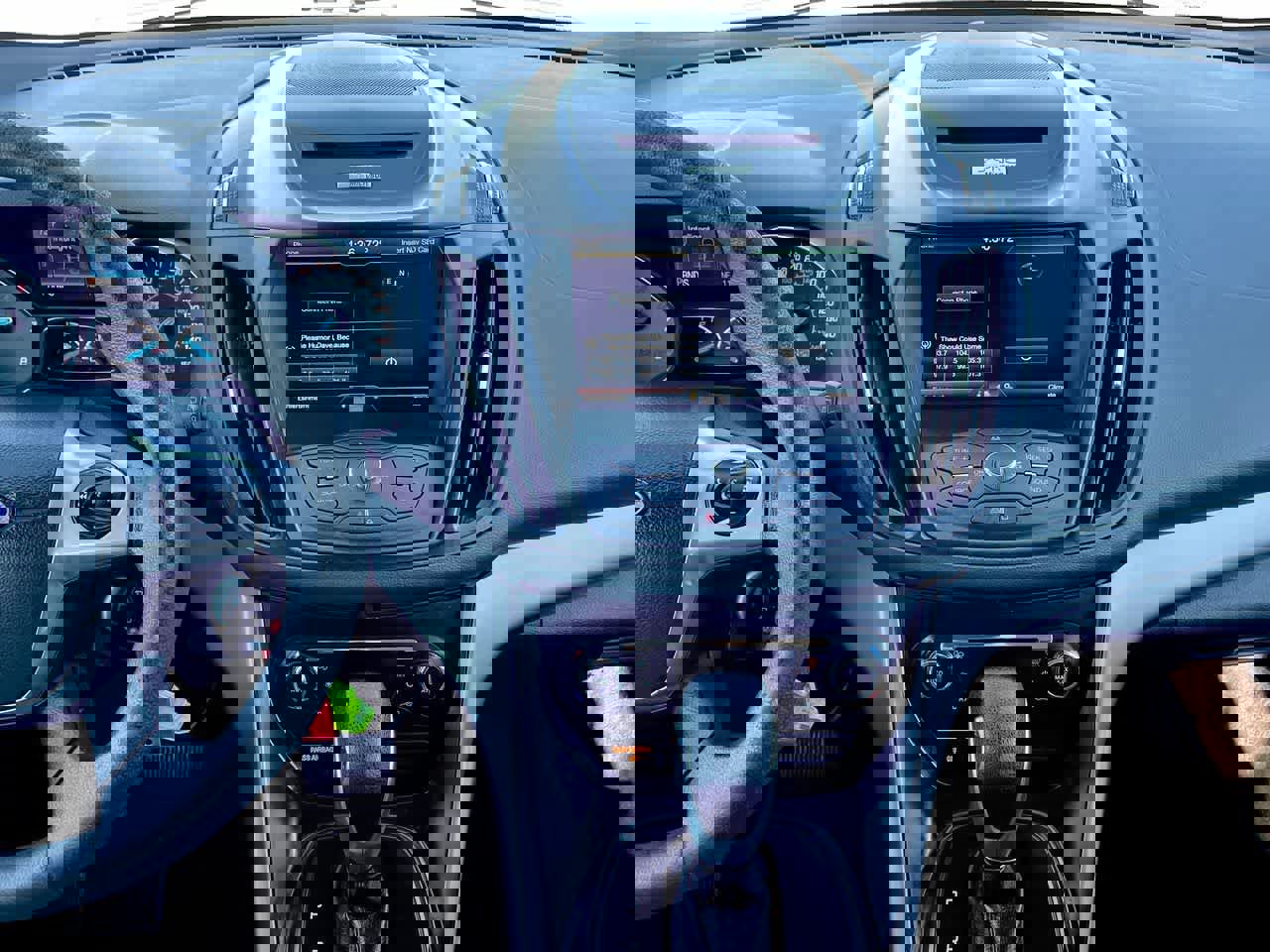 Used 2015 Ford Escape SE w/ Equipment Group 201A image 13