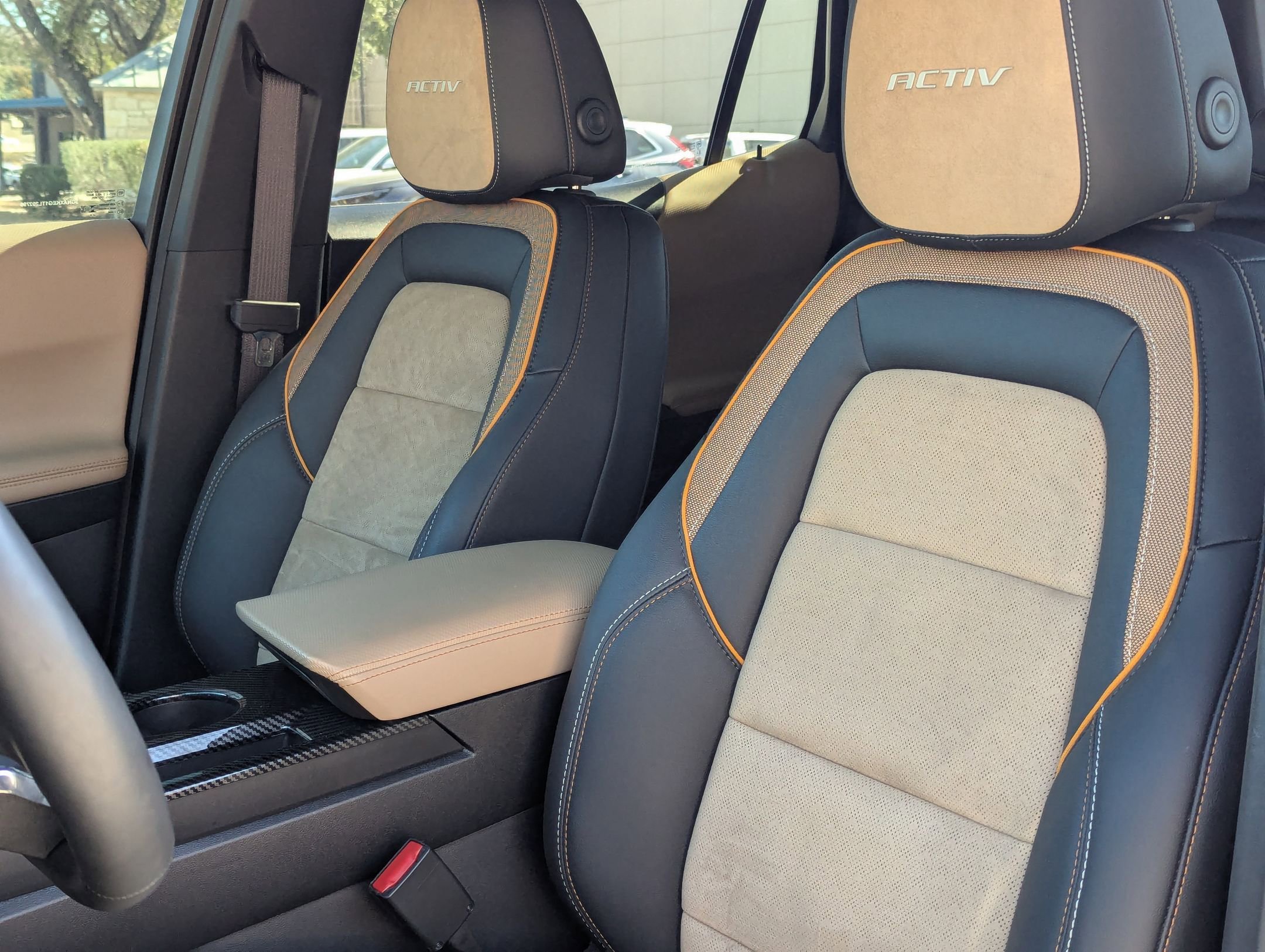 Used 2026 Chevrolet Equinox ACTIV w/ Convenience Package III image 14