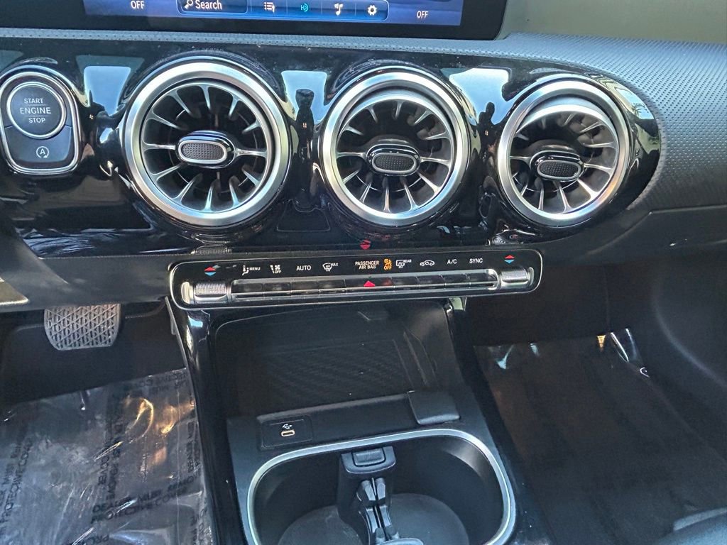 Used 2024 Mercedes-Benz CLA 250 image 42