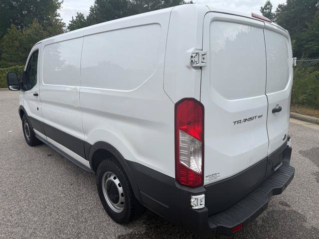 Used 2016 Ford Transit 150 130 Low Roof RWD image 5