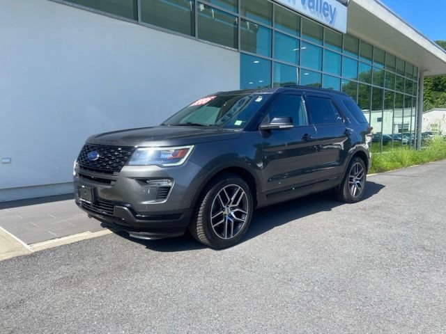 Used 2018 Ford Explorer Sport w/ Ford Safe & Smart Package AWD/4WD image 3