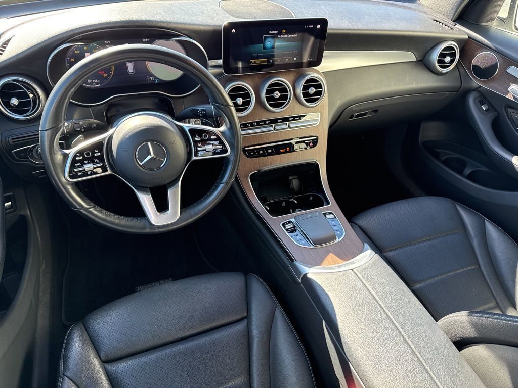 Used 2022 Mercedes-Benz GLC 300 4MATIC w/ Multimedia Package Lite image 17