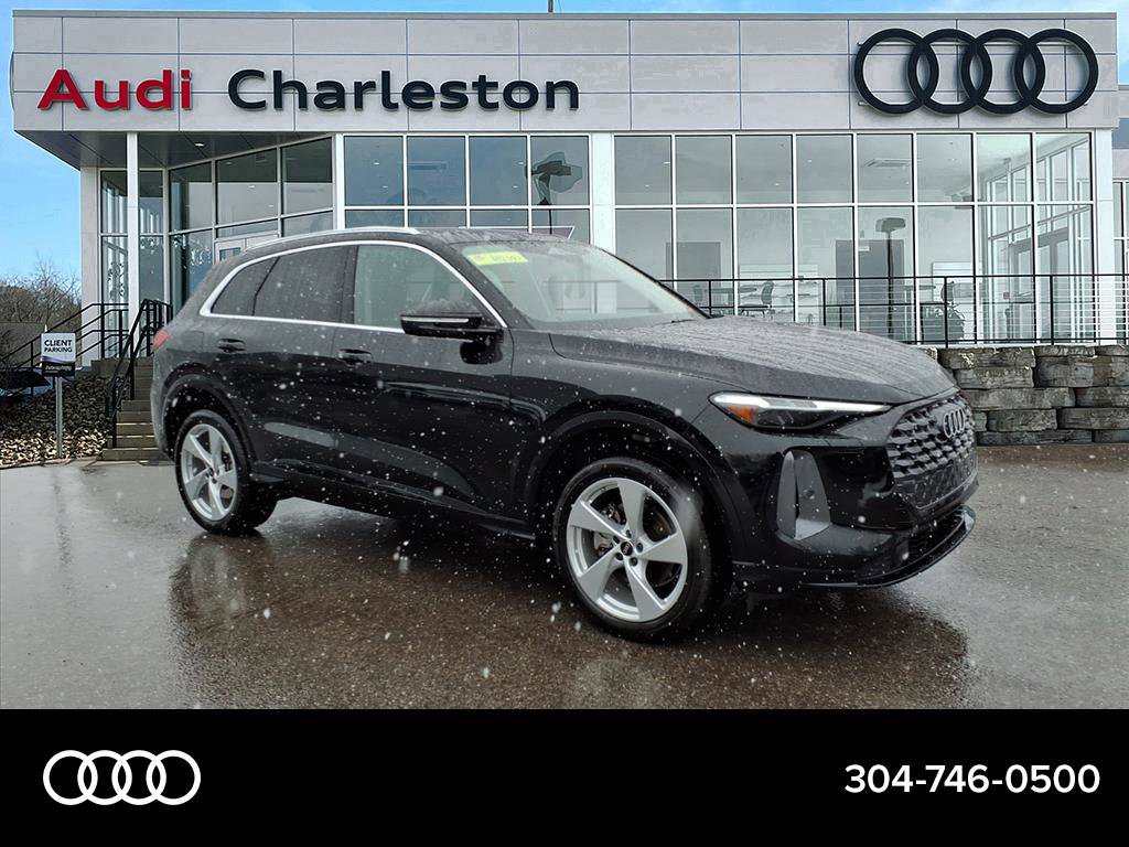 Certified 2025 Audi Q5 Premium w/ Premium Plus AWD/4WD image 1