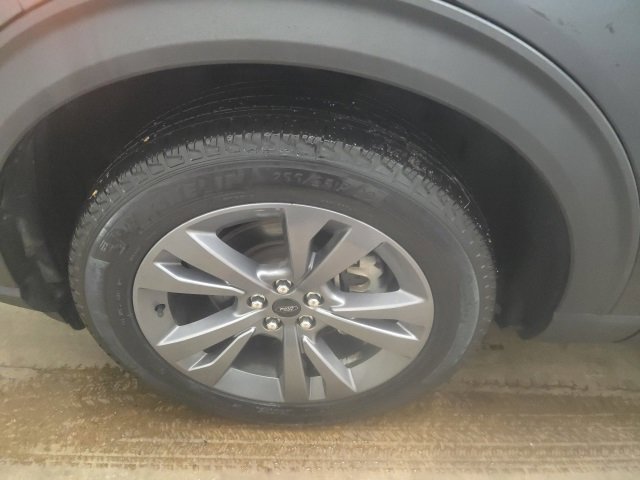 Used 2023 Ford Explorer XLT w/ Equipment Group 202A image 21