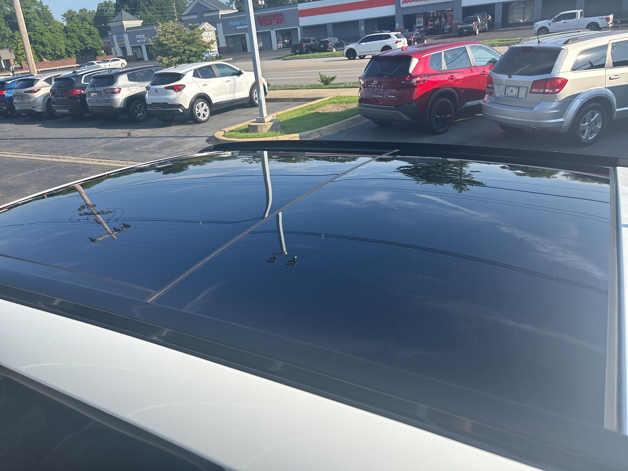 Used 2024 Land Rover Range Rover Velar S image 23