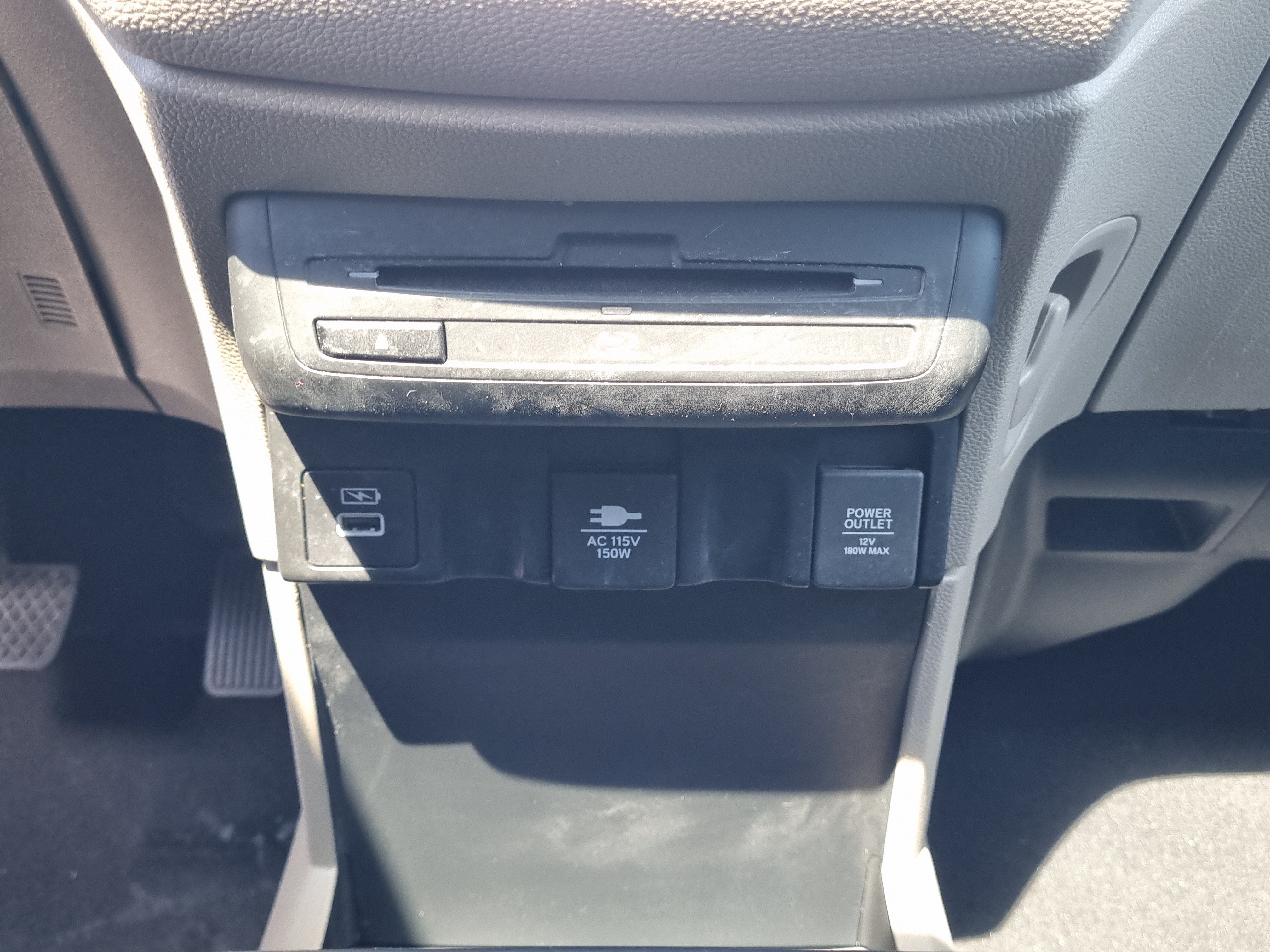Used 2022 Honda Odyssey Elite image 34