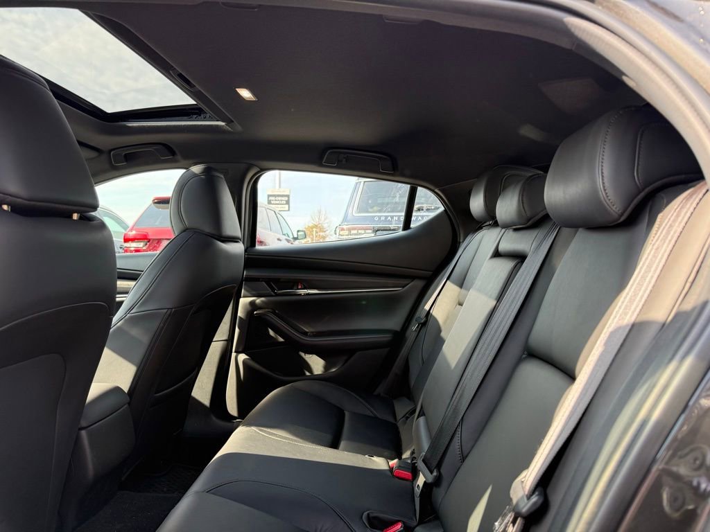 Used 2021 MAZDA MAZDA3 AWD 2.5 Turbo Hatchback image 15