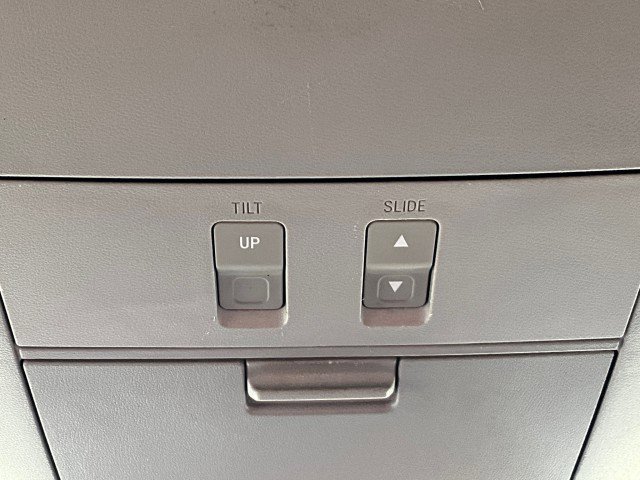 Used 2011 Toyota Sequoia Limited image 19