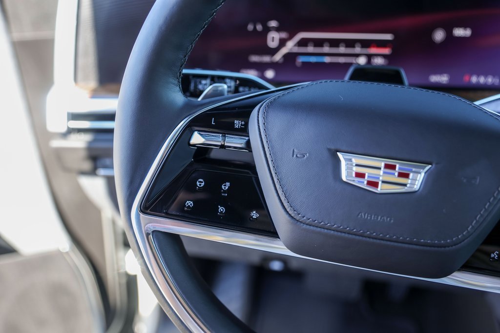 Certified 2025 Cadillac Escalade ESV Sport Platinum image 14