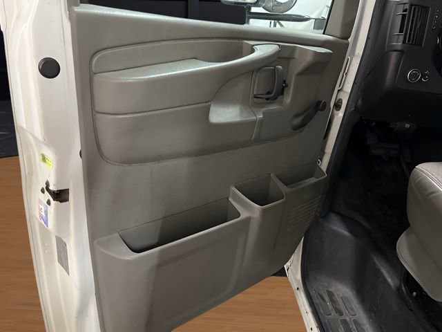 Used 2009 Chevrolet Express 3500 w/ School Bus Package RWD image 9
