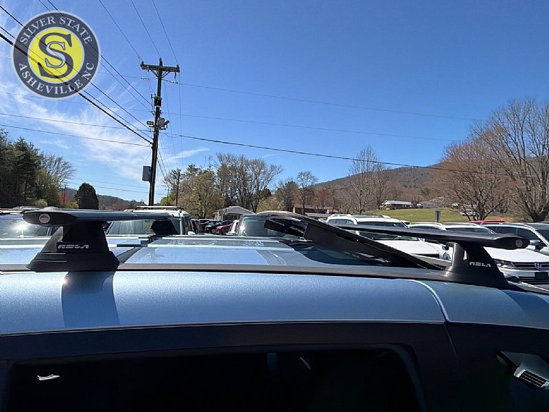 Used 2013 MAZDA MAZDA5 Touring w/ Moonroof & Audio Pkg image 32