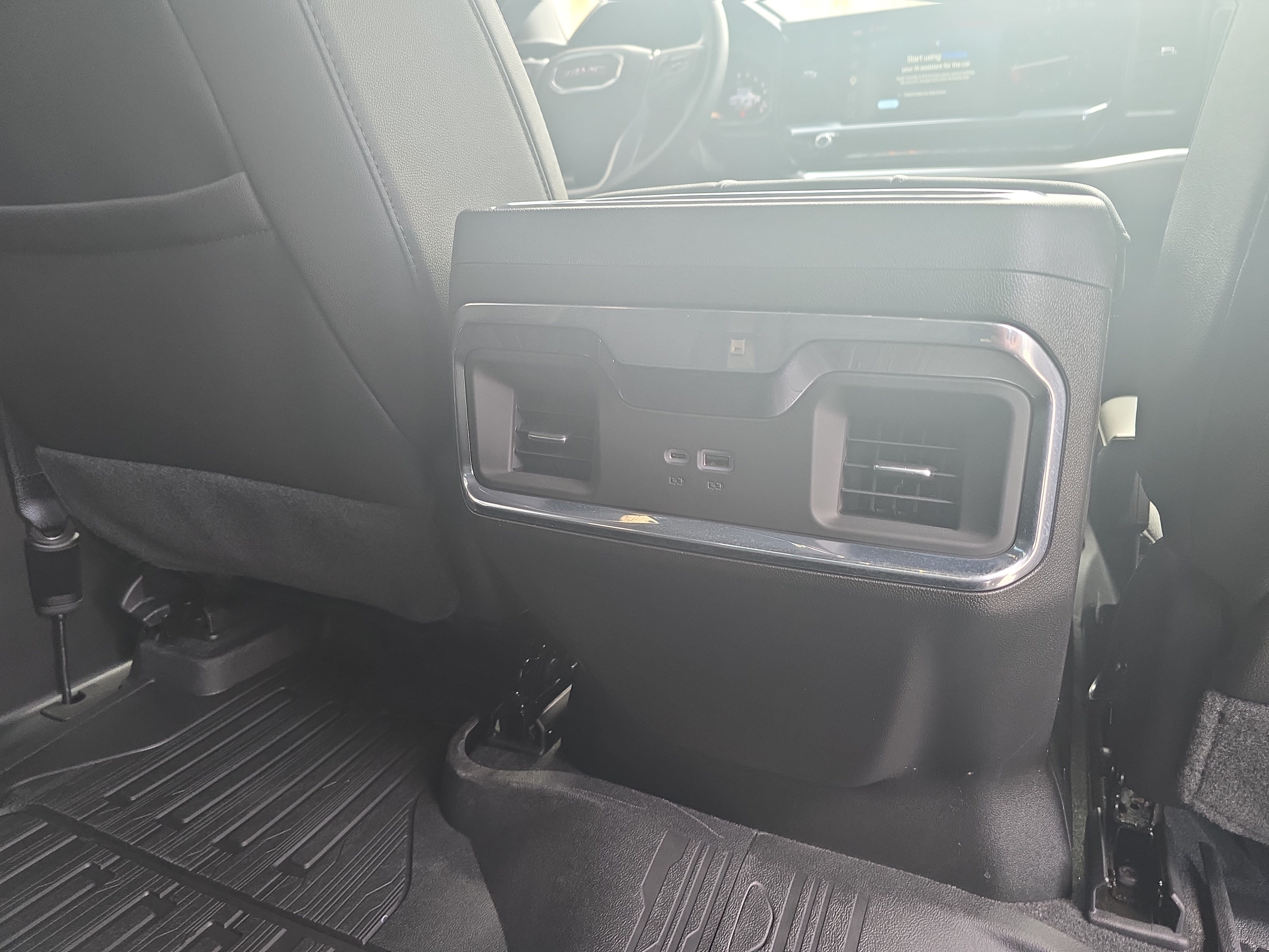 Used 2026 GMC Sierra 1500 Elevation w/ Elevation Premium Package AWD/4WD image 12