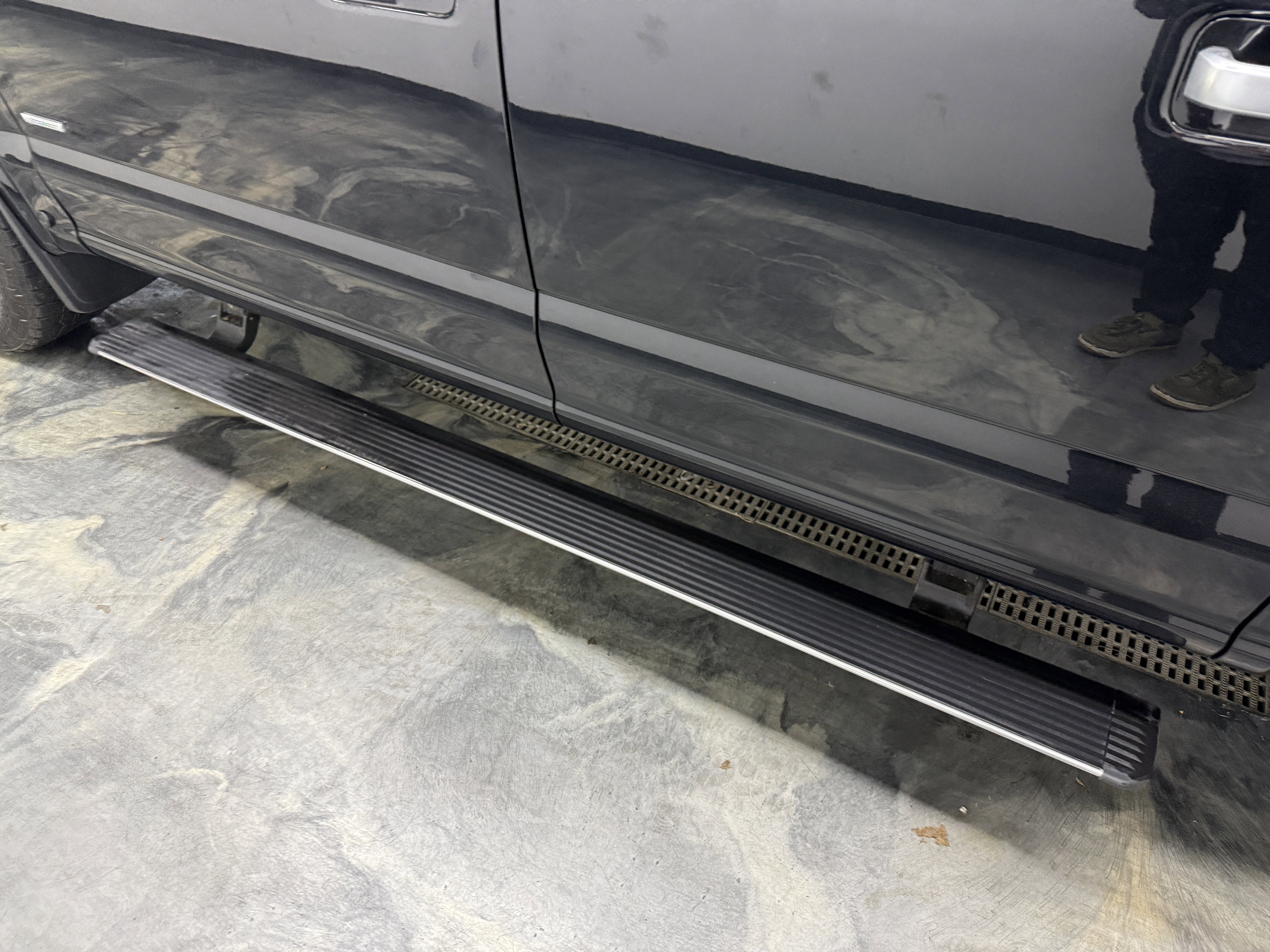 Used 2017 Ford F150 Limited AWD/4WD image 9