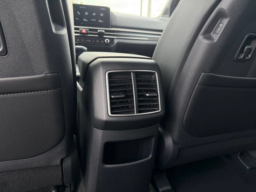 New 2026 Kia Sportage X-Line w/ X-Line Premium Package AWD/4WD image 32