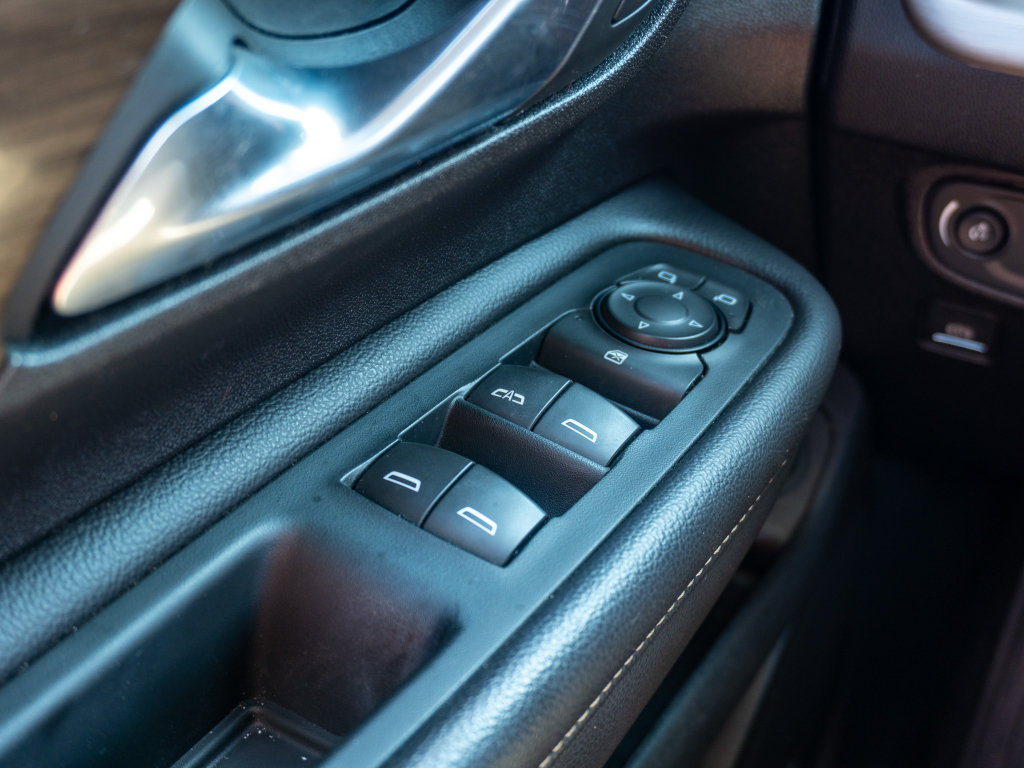 Used 2018 GMC Terrain Denali FWD image 28