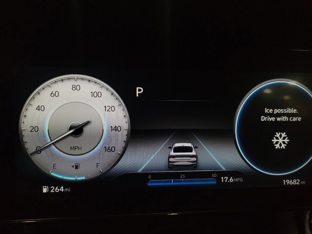 Used 2023 Hyundai Elantra SEL w/ Convenience Package image 23