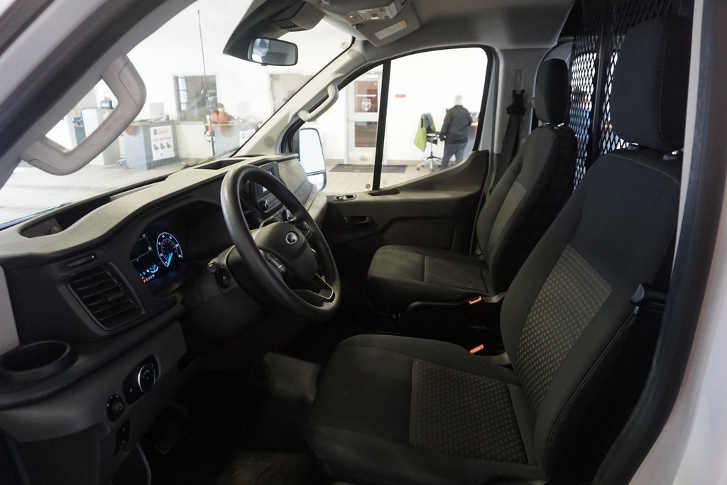 Used 2024 Ford Transit 250 Low Roof w/ Exterior Upgrade Package image 16