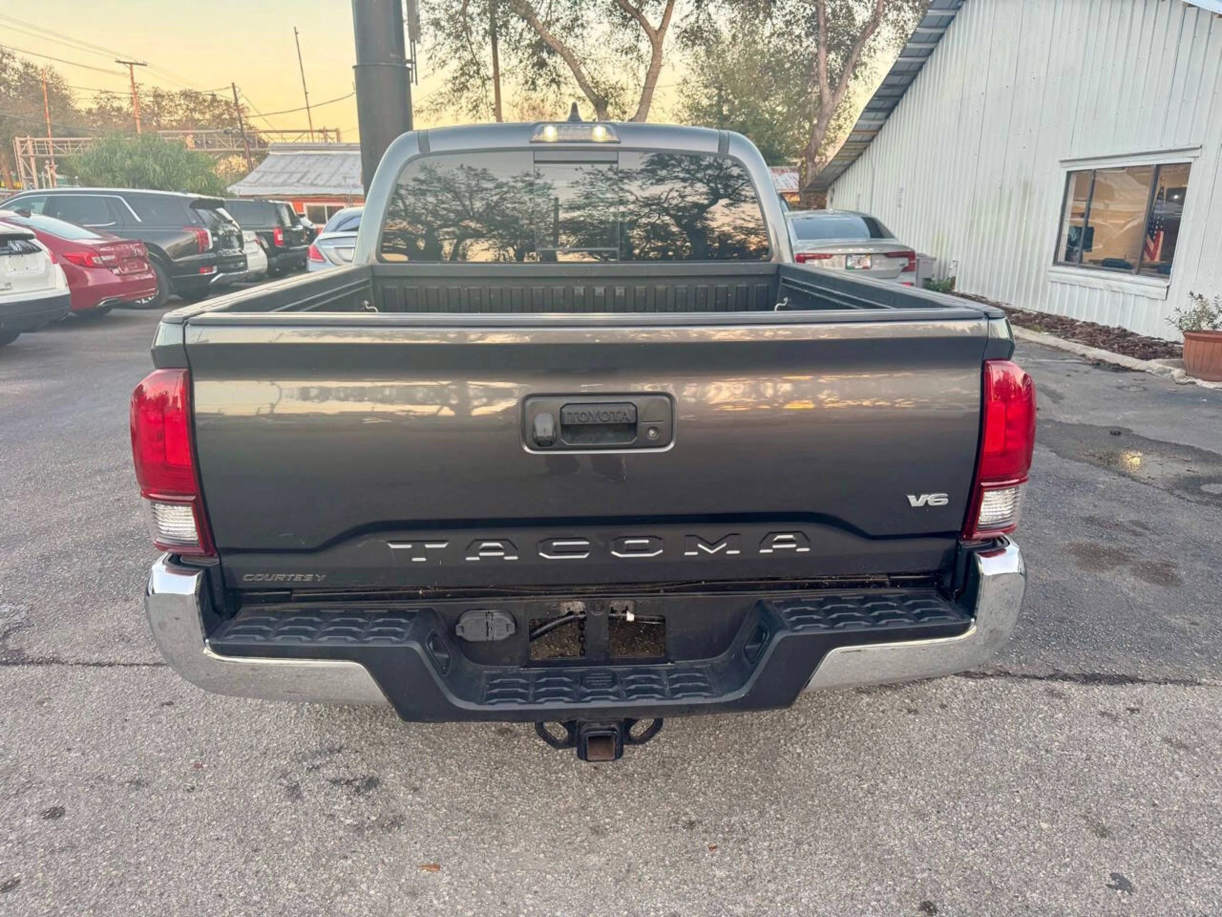 Used 2020 Toyota Tacoma SR5 image 16