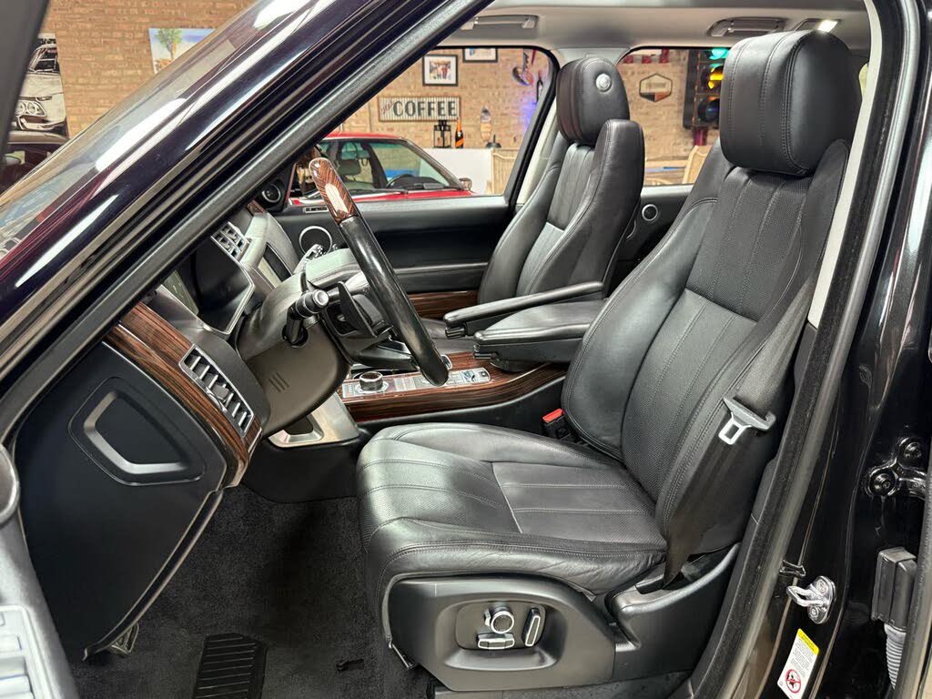 Used 2017 Land Rover Range Rover Supercharged AWD/4WD image 27