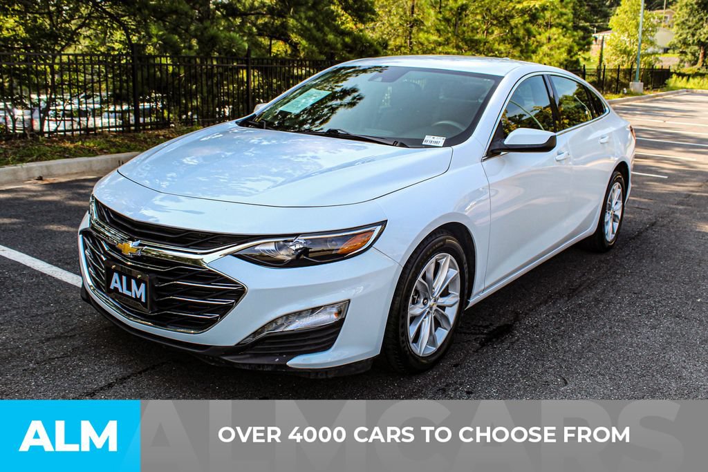 Used 2024 Chevrolet Malibu LT FWD image 2