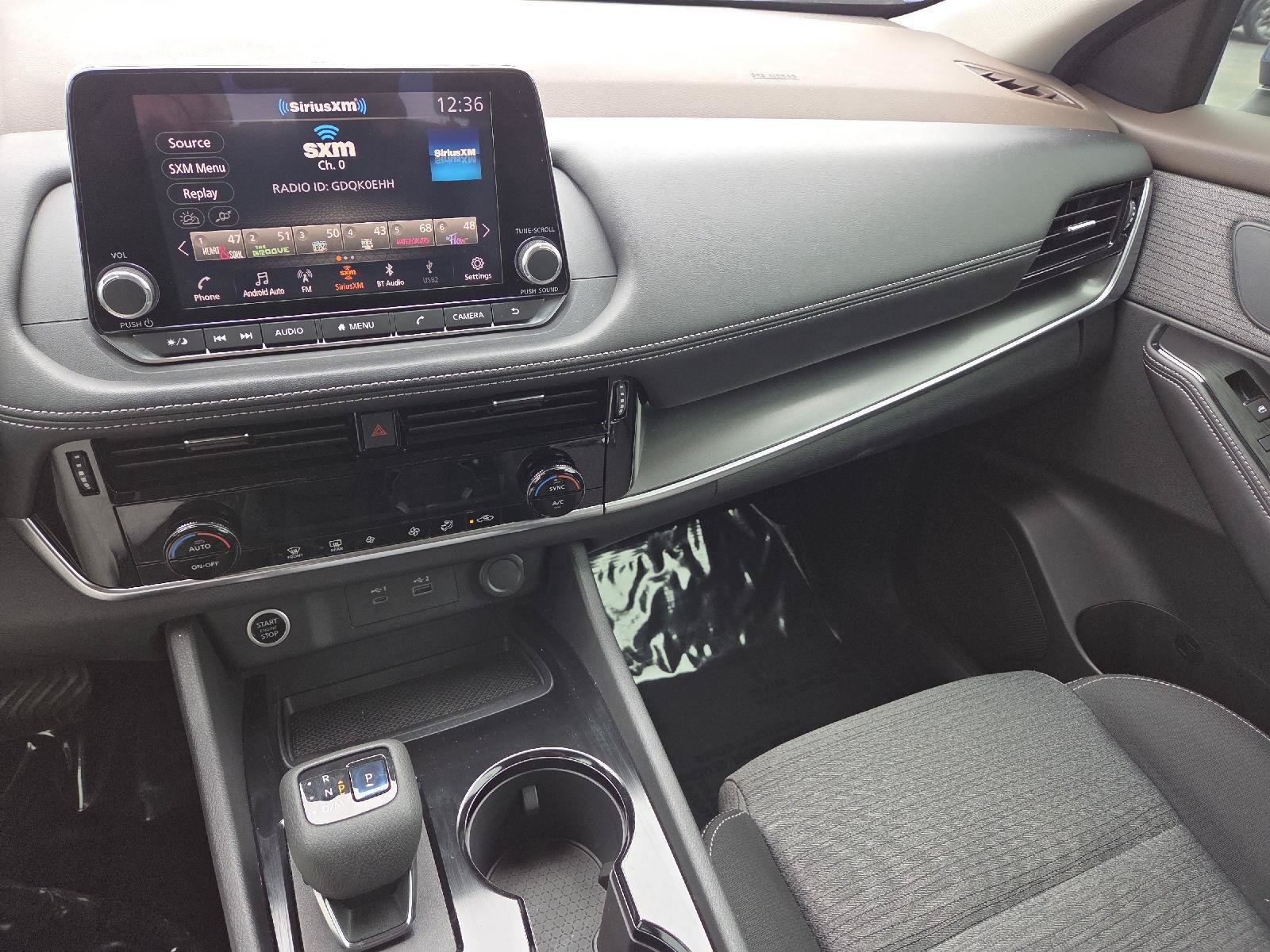 Used 2022 Nissan Rogue SV AWD/4WD image 34