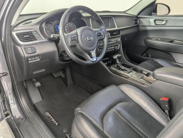 Used 2018 Kia Optima EX w/ Premium Package image 15