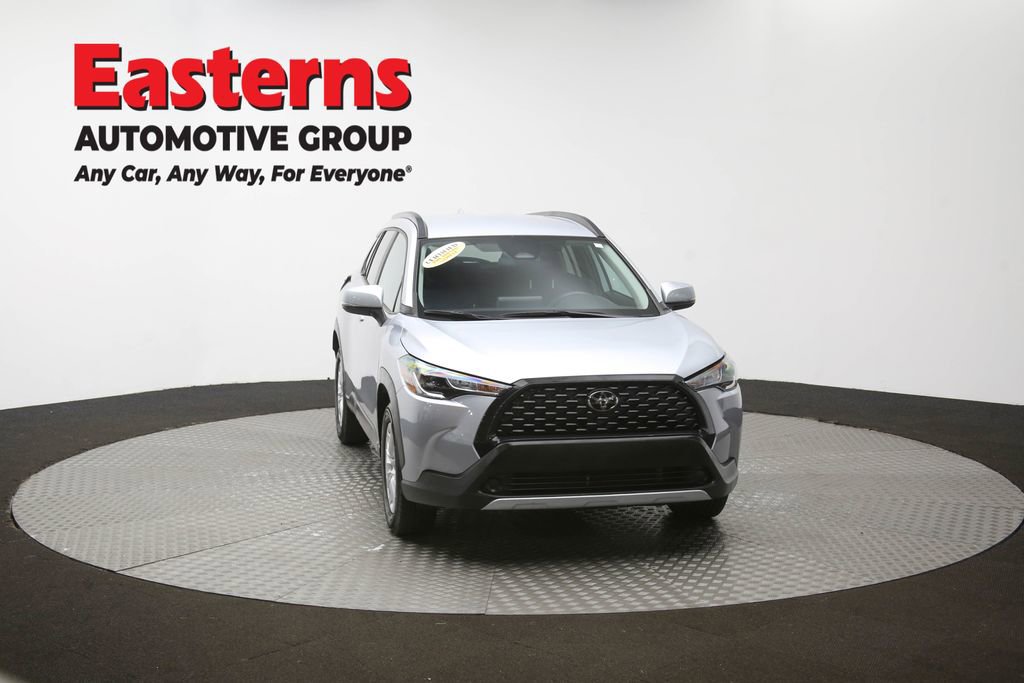 Used 2024 Toyota Corolla Cross LE image 47