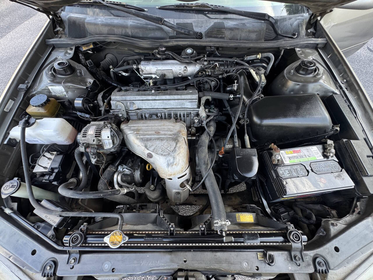 Used 1999 Toyota Camry LE FWD image 10