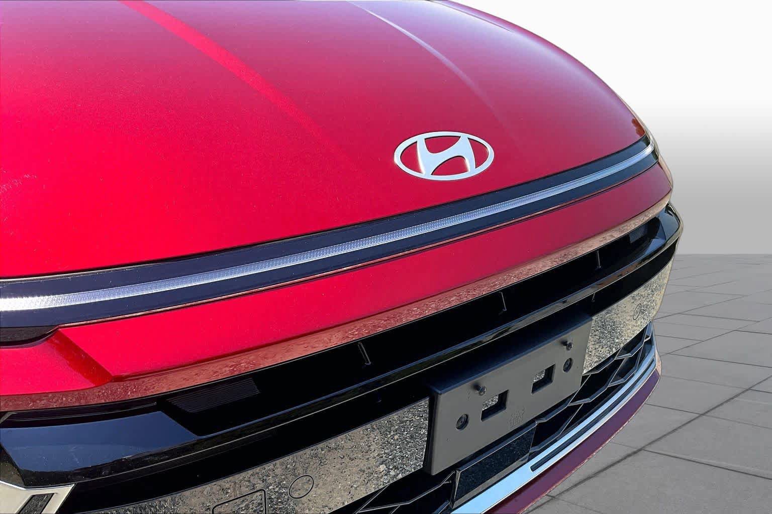 Used 2025 Hyundai Sonata SEL FWD image 30
