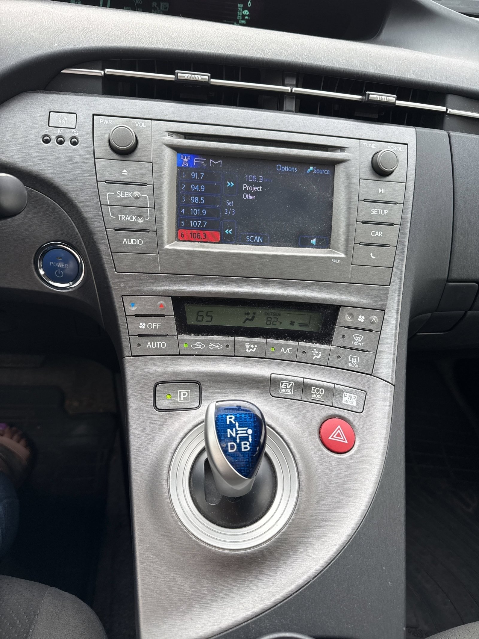 Used 2012 Toyota Prius Two FWD image 3