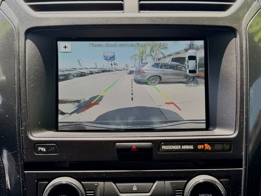 Certified 2018 Ford Explorer XLT FWD image 27