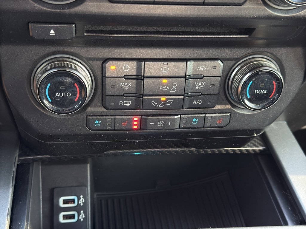 Used 2018 Ford F150 Raptor w/ Equipment Group 802A Luxury image 20