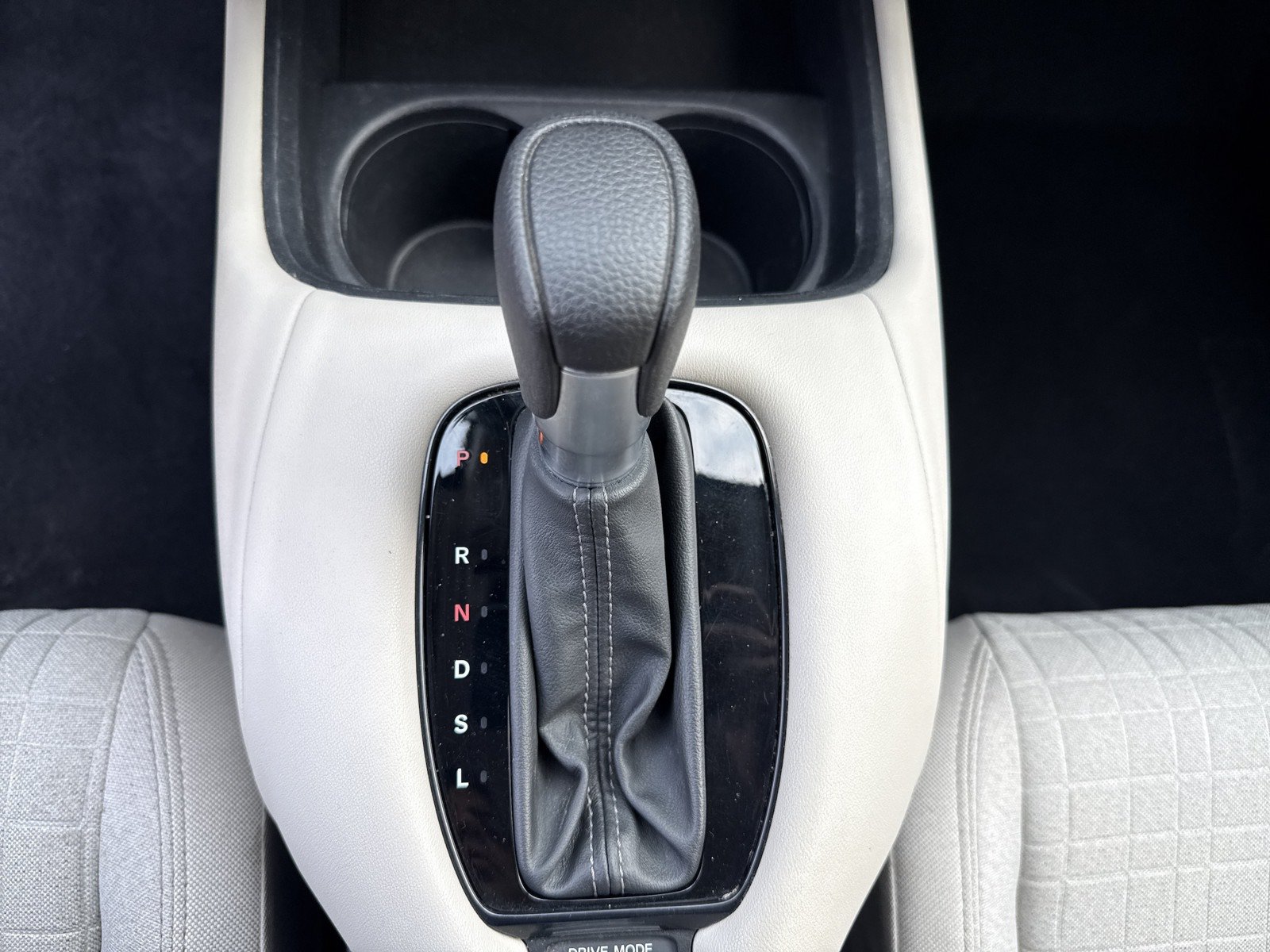 Used 2024 Honda HR-V LX image 22