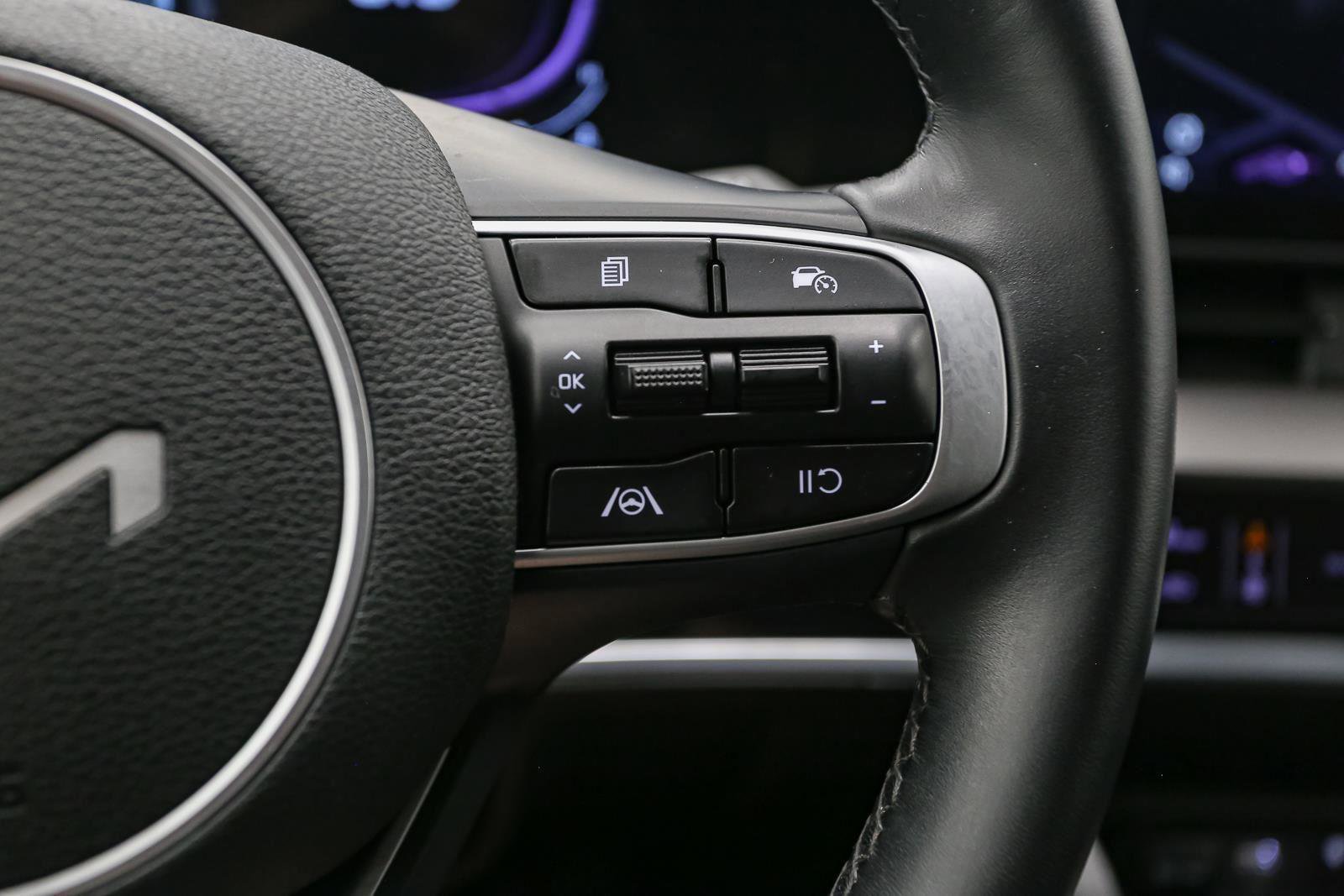 Used 2024 Kia Sportage EX AWD/4WD image 42