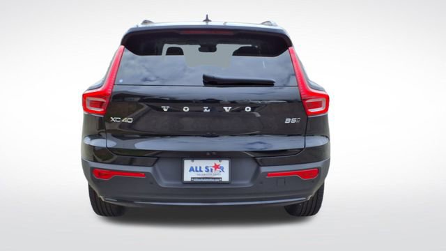 New 2026 Volvo XC40 B5 Plus w/ Protection Package Premier image 6