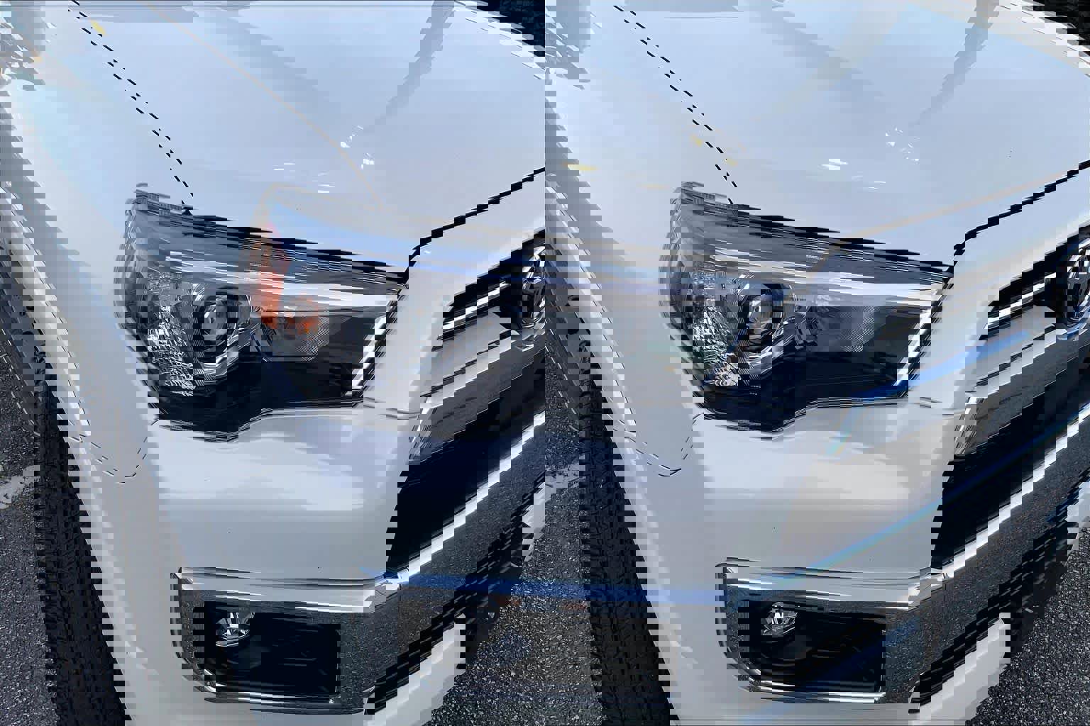 Used 2023 Toyota 4Runner Limited image 26