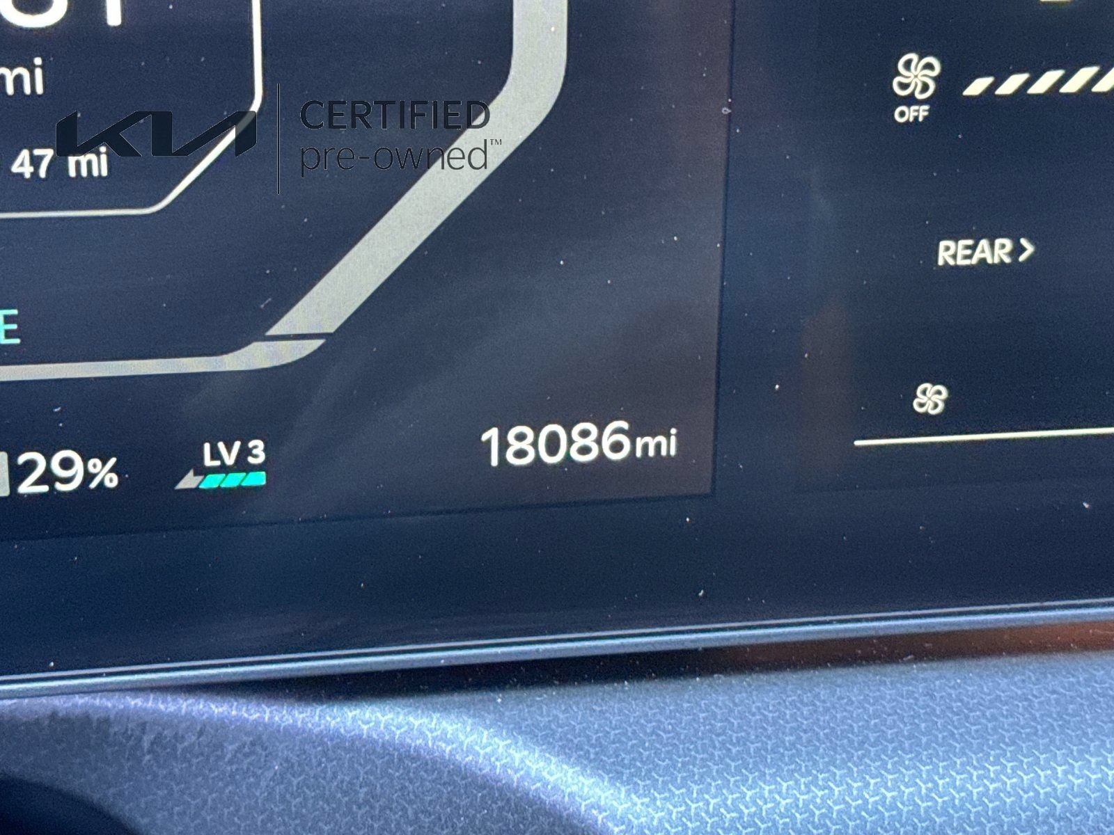 Certified 2024 Kia EV9 GT-Line AWD/4WD image 28