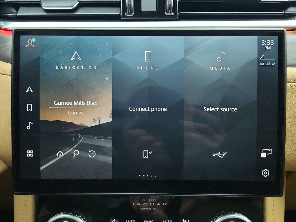 Used 2023 Jaguar F-PACE S image 18