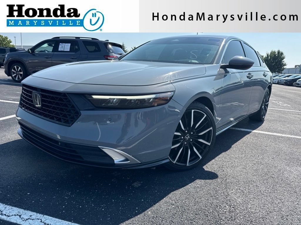 Used 2023 Honda Accord Touring video 1