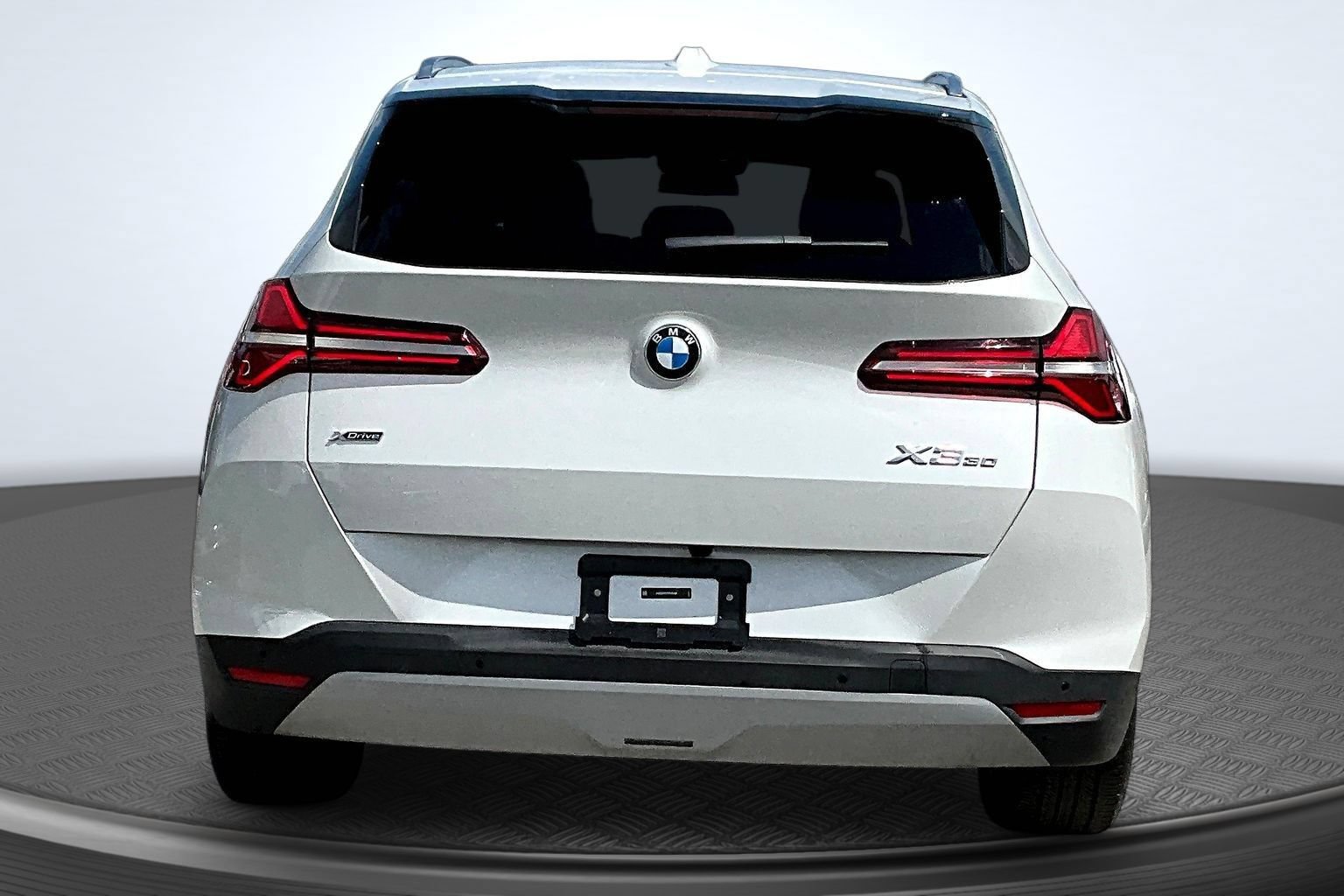 Used 2026 BMW X3 xDrive30i AWD/4WD image 4