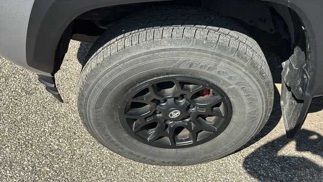 Used 2023 Toyota Tacoma SR5 AWD/4WD image 31